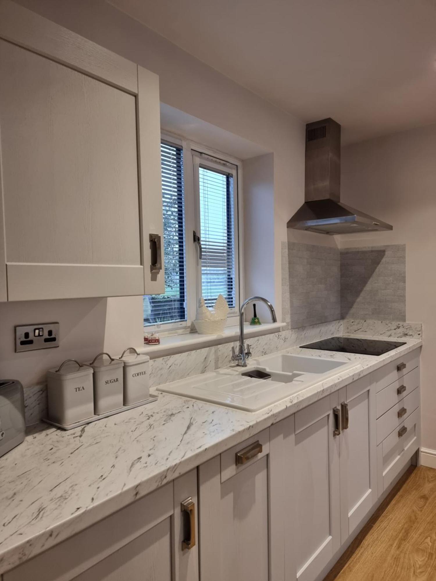 Begonia Cottage Briston ภายนอก รูปภาพ