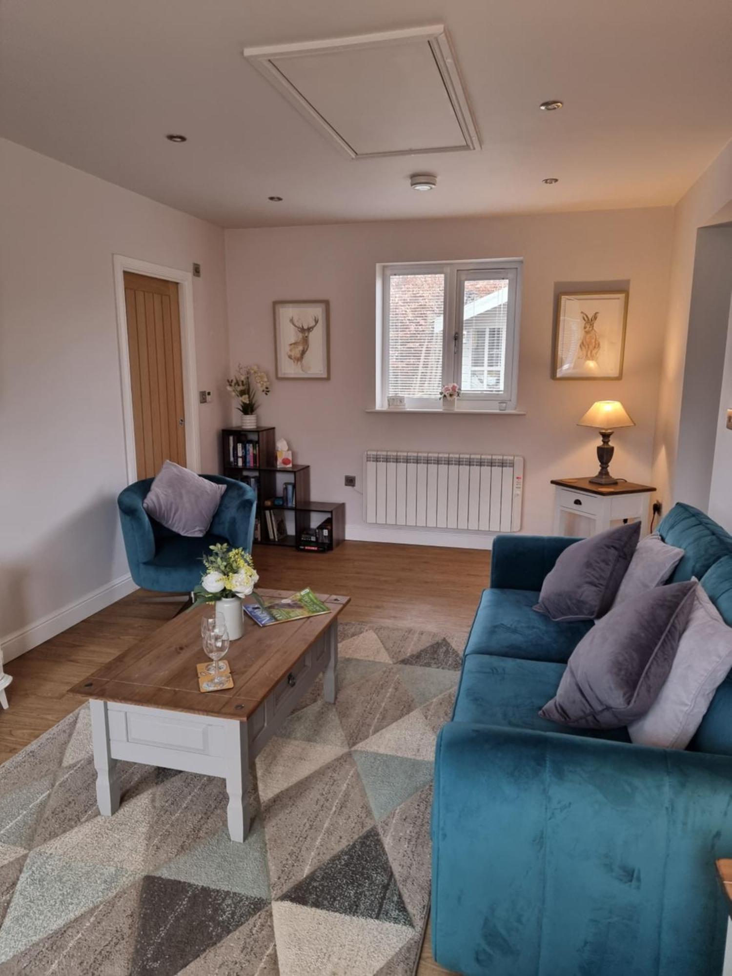 Begonia Cottage Briston ภายนอก รูปภาพ